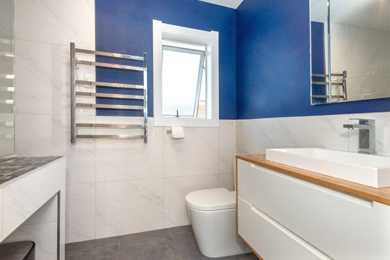 Photo of property in 280 Kahutia Street, Gisborne, 4010