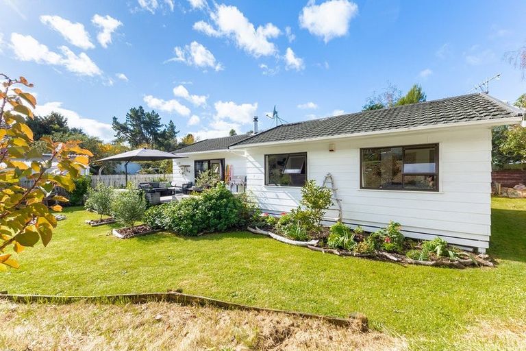 Photo of property in 13 Forest Road, Raumati South, Paraparaumu, 5032