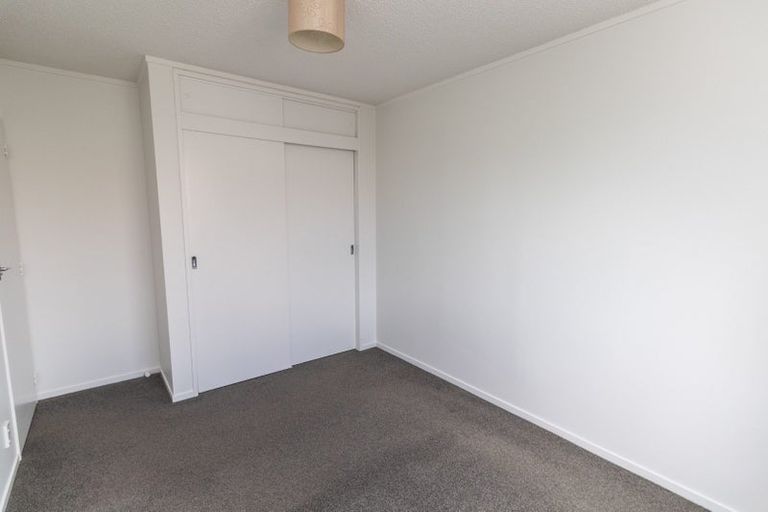 Photo of property in 5 Hawker Street, Mount Victoria, Wellington, 6011