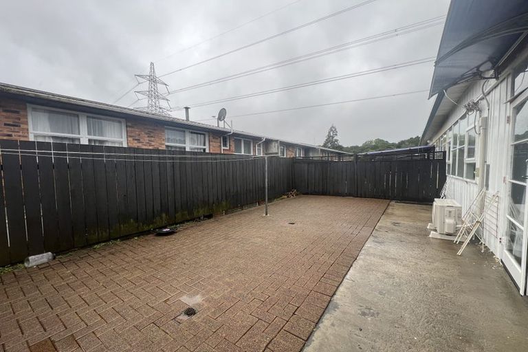 Photo of property in 1/86 Portage Road, New Lynn, Auckland, 0600