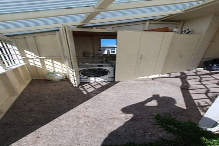 Photo of property in 11 Main Street, Greytown, 5712