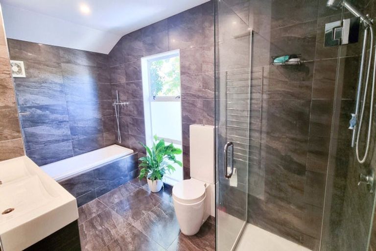 Photo of property in 67a Salamanca Road, Sunnynook, Auckland, 0620