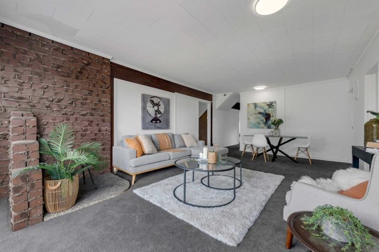 Photo of property in 110 Friedlanders Road, Manurewa, Auckland, 2102