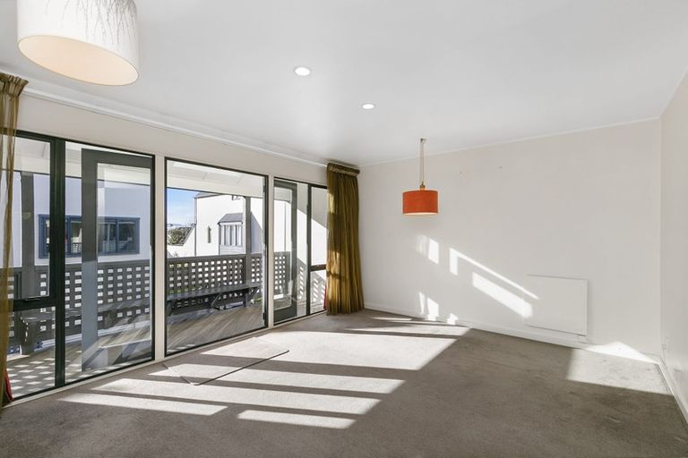 Photo of property in 14/14u Harriett Street, Thorndon, Wellington, 6011