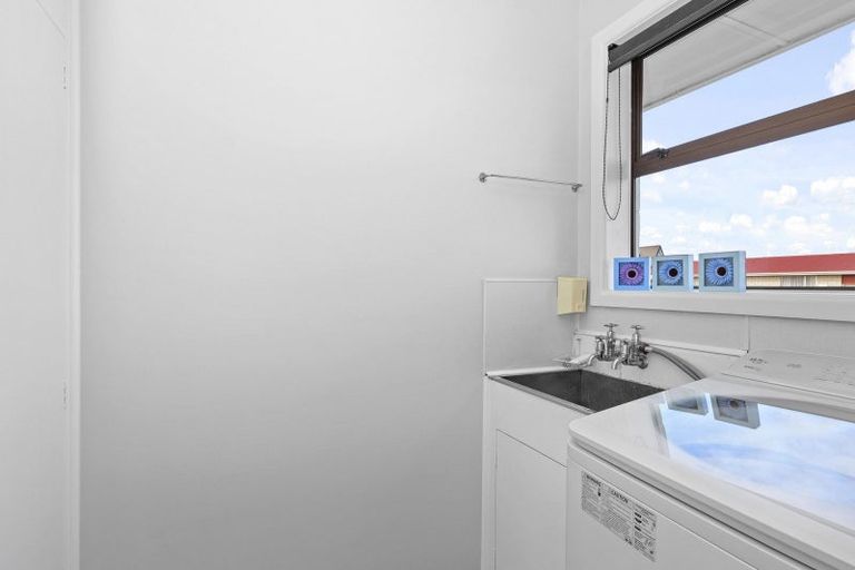 Photo of property in 47 Skerten Avenue, Hornby, Christchurch, 8042