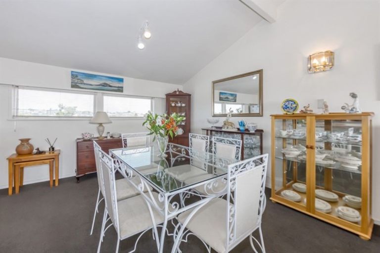 Photo of property in 46b Rosario Crescent, Red Beach, 0932