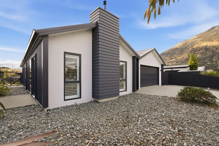 Photo of property in 22 Headley Drive, Lower Shotover, Queenstown, 9304