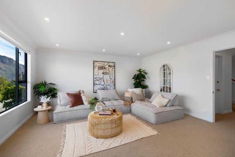 Photo of property in 19 Richards Park Lane, Fernhill, Queenstown, 9300