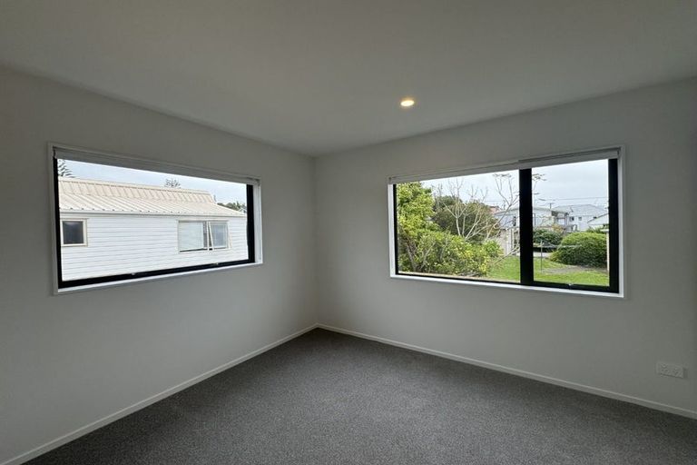 Photo of property in 9/3 Eskdale Road, Birkdale, Auckland, 0626