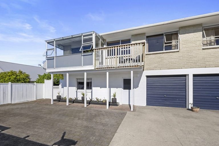 Photo of property in 79a Barrett Street, Westown, New Plymouth, 4310