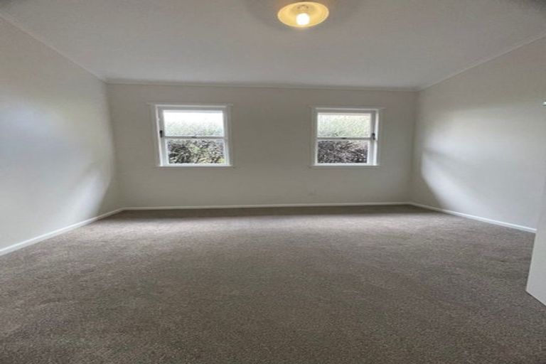 Photo of property in 372 Great South Road, Opaheke, Papakura, 2113