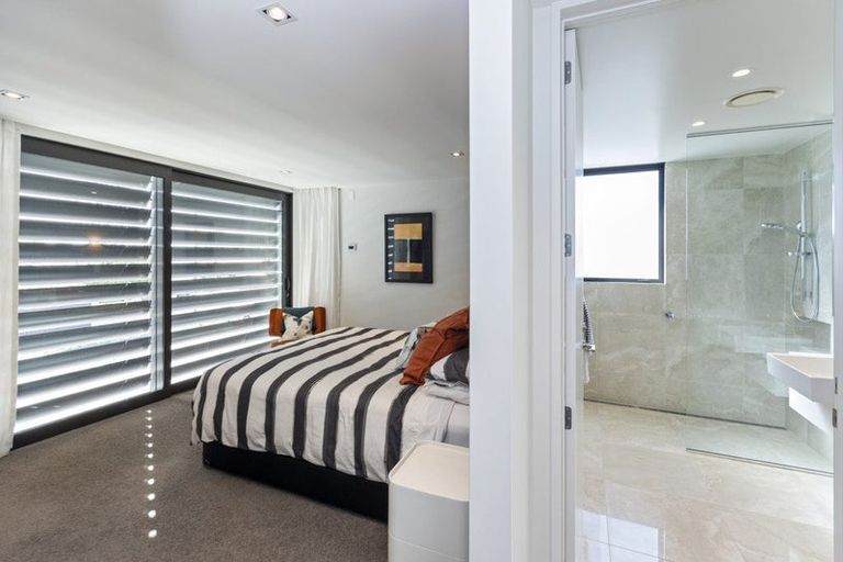 Photo of property in 140b Glandovey Road, Strowan, Christchurch, 8052