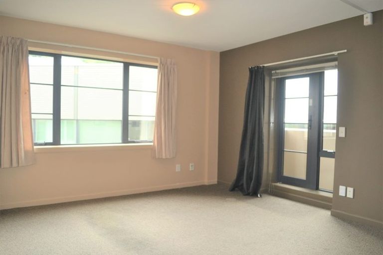 Photo of property in Westhaven Apartments, 20/127u Molesworth Street, Thorndon, Wellington, 6011