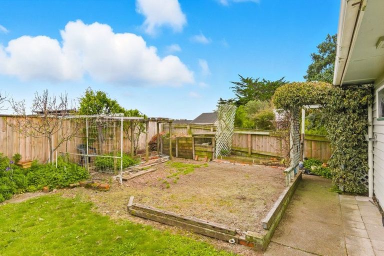 Photo of property in 141 Matatua Road, Raumati Beach, Paraparaumu, 5032