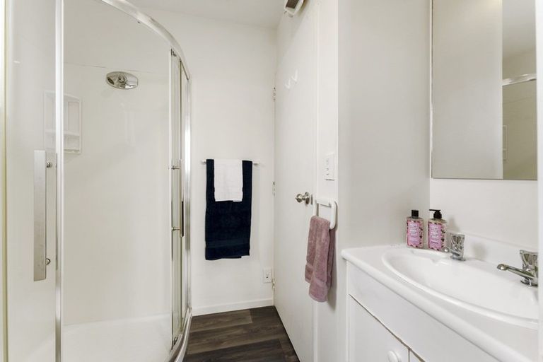 Photo of property in 6/2 Rex Street, Riccarton, Christchurch, 8041