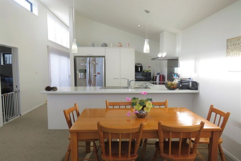 Photo of property in 3 Nohanga Lane, Hobsonville, Auckland, 0616