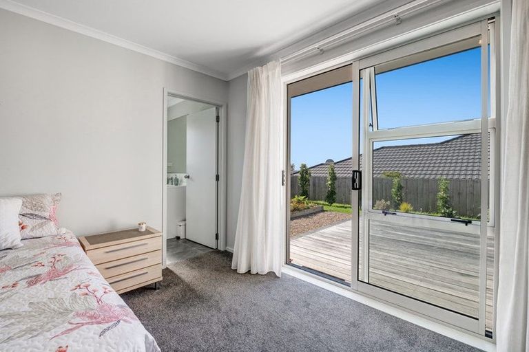 Photo of property in 24 Minerva Avenue, Helensville, 0800