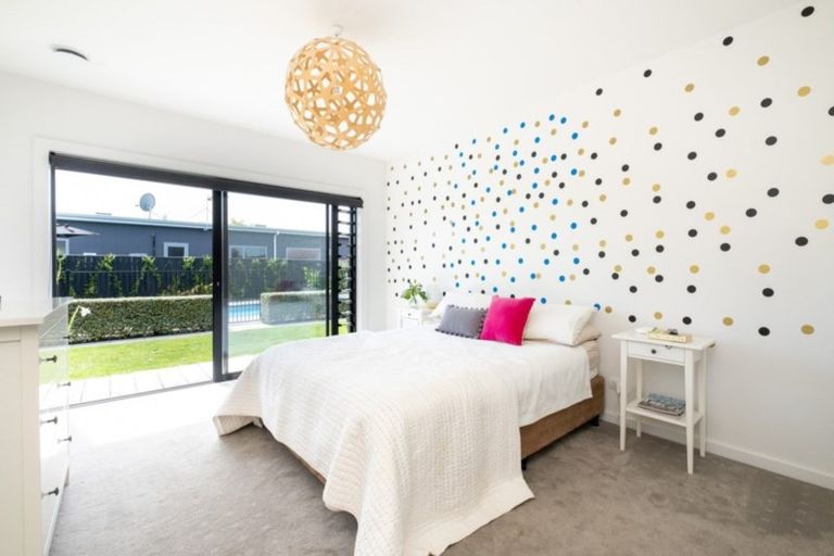 Photo of property in 18c Cambridge Terrace, Taradale, Napier, 4112