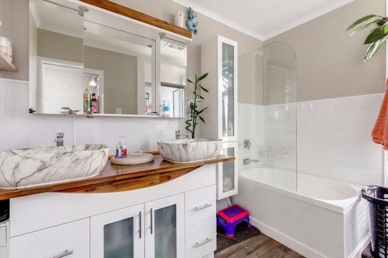 Photo of property in 163 College Road, Edgecumbe, 3120