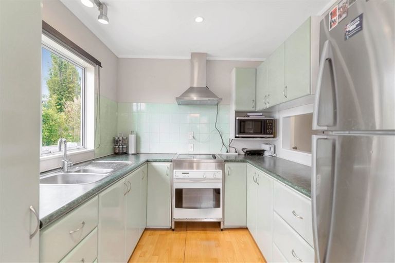 Photo of property in 41 Loughanure Place, Massey, Auckland, 0614