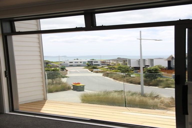 Photo of property in 84 Caldera Drive, Long Bay, Auckland, 0630