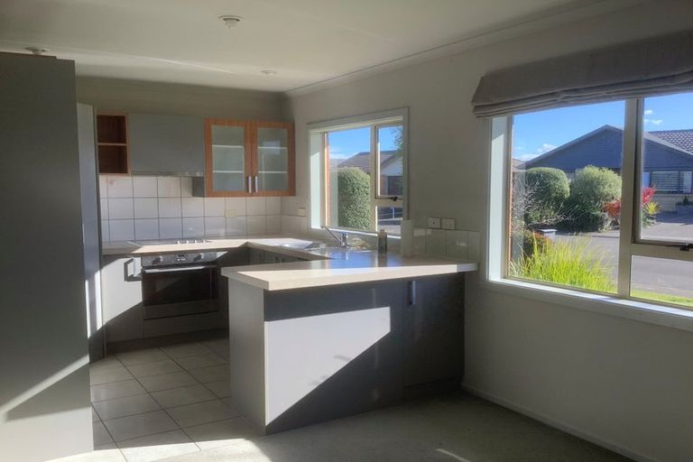 Photo of property in Henry Russell Estate, 21/36 Belgrove Drive, Waipukurau, 4200