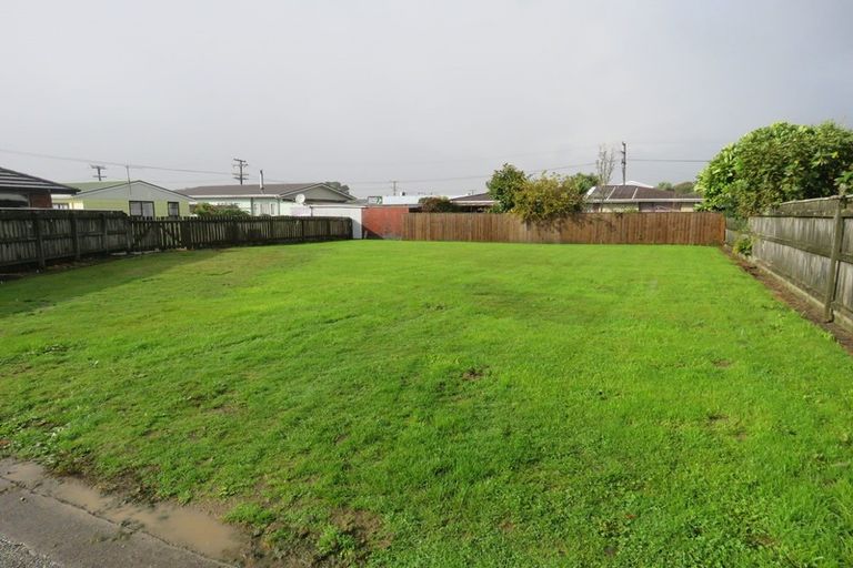 Photo of property in 99 Russell Street, Westport, 7825