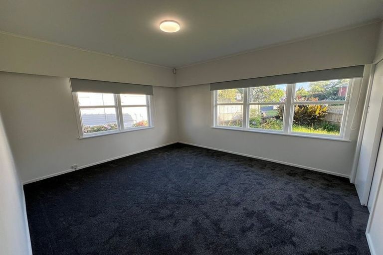 Photo of property in 1/146 Ennis Avenue, Pakuranga Heights, Auckland, 2010