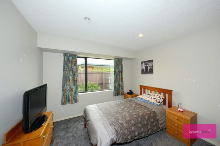 Photo of property in 111 Inwoods Close, Parklands, Christchurch, 8083