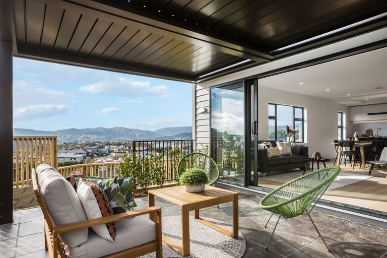 Photo of property in 170b Navigation Drive, Whitby, Porirua, 5024