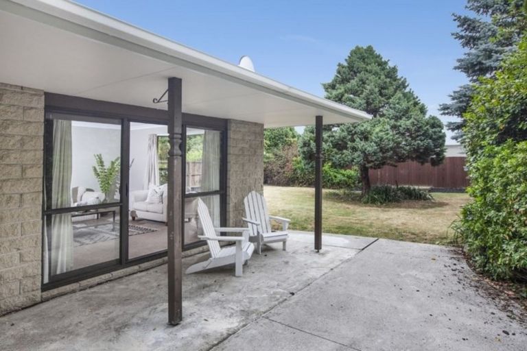 Photo of property in 54b Aorangi Road, Bryndwr, Christchurch, 8053