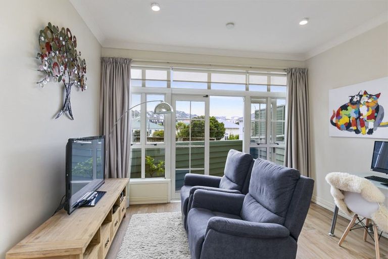 Photo of property in 38 Pipitea Street, Thorndon, Wellington, 6011
