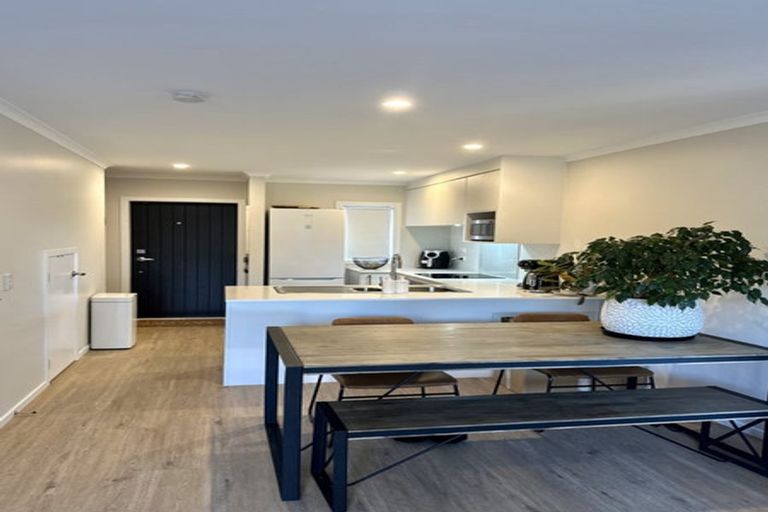 Photo of property in 7/125b Metcalfe Road, Ranui, Auckland, 0612