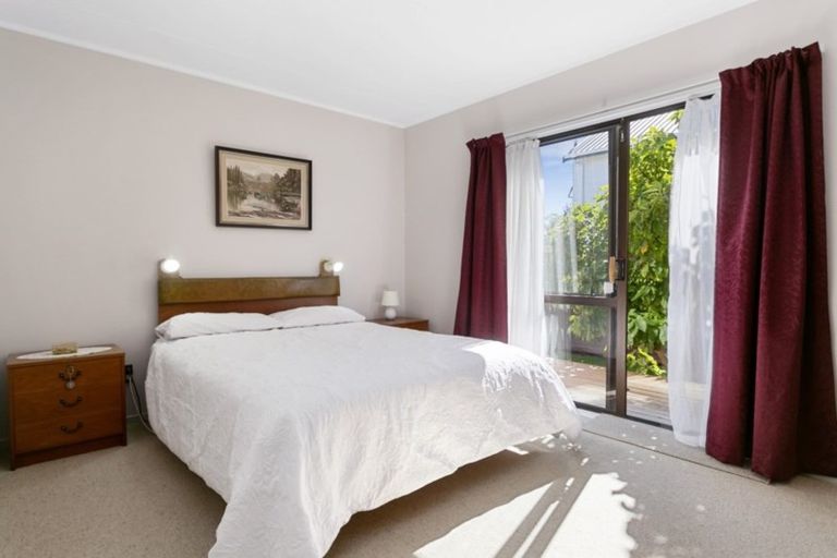 Photo of property in 20 Wembley Place, Richmond Heights, Taupo, 3330