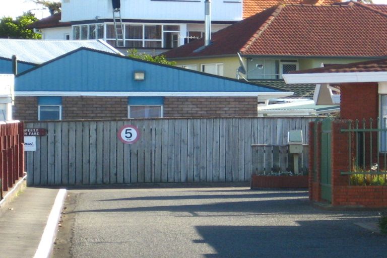 Photo of property in 2/36 Sanders Avenue, Westown, New Plymouth, 4310