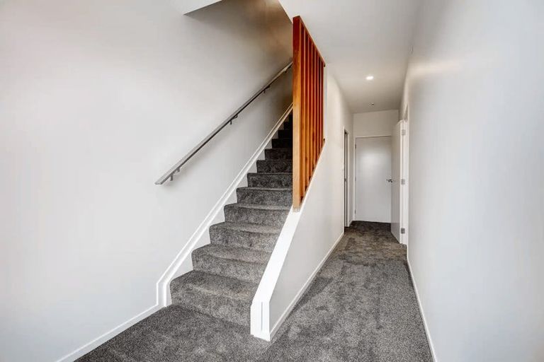 Photo of property in 61 Hayfield Way, Karaka, Papakura, 2113