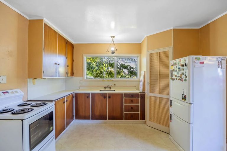 Photo of property in 1/24 Landop Terrace, Howick, Auckland, 2014