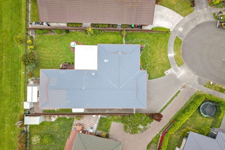 Photo of property in 24 Webb Place, Taradale, Napier, 4112