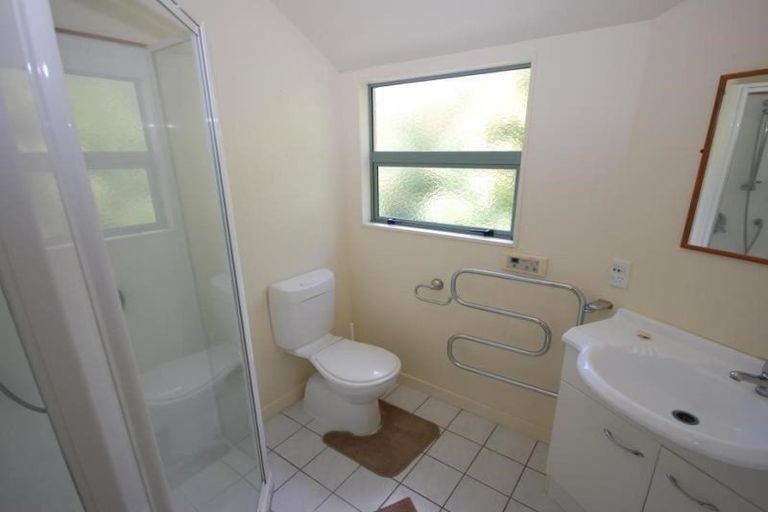 Photo of property in 23u1 Tanera Crescent, Brooklyn, Wellington, 6021