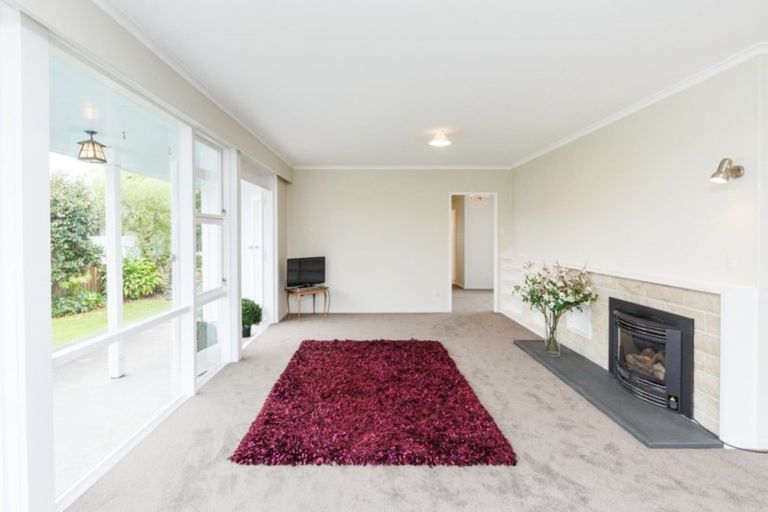 Photo of property in 52 Skerman Street, Marton, 4710