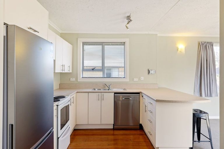 Photo of property in 20 Dunarnan Street, Avonside, Christchurch, 8061