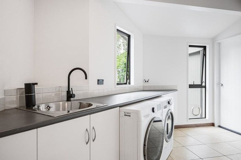 Photo of property in 368 Matua Road, Kumeu, 0891