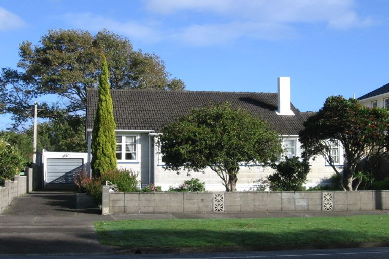 Photo of property in 1243 High Street, Taita, Lower Hutt, 5011