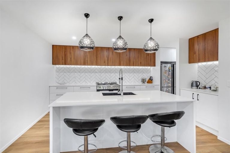 Photo of property in 4 Goldie Place, Rolleston, 7614