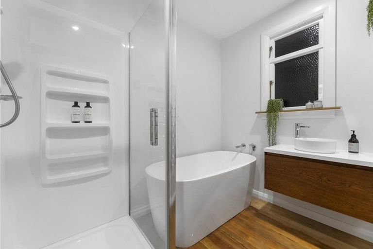 Photo of property in 119 Mornington Road, Kenmure, Dunedin, 9011