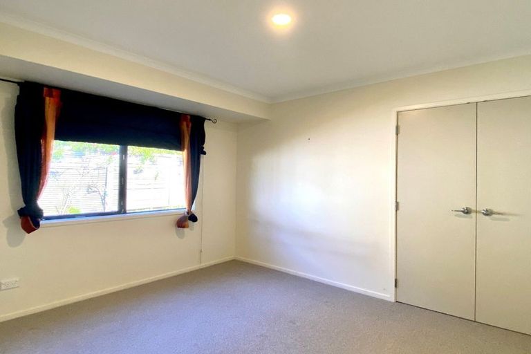 Photo of property in 2 Wouldbank Way, Welcome Bay, Tauranga, 3112