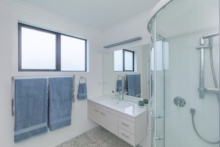 Photo of property in 152 Gladstone Road, Levin, 5571