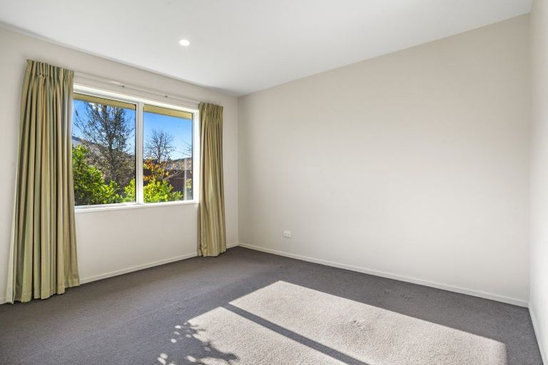 Photo of property in 12 Wattle Lane, Rangiora, 7400