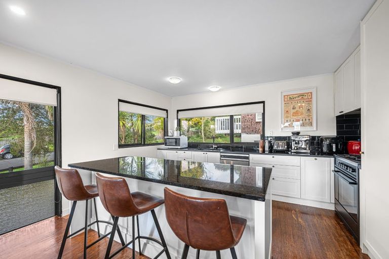 Photo of property in 53 Okura River Road, Okura, Albany, 0792