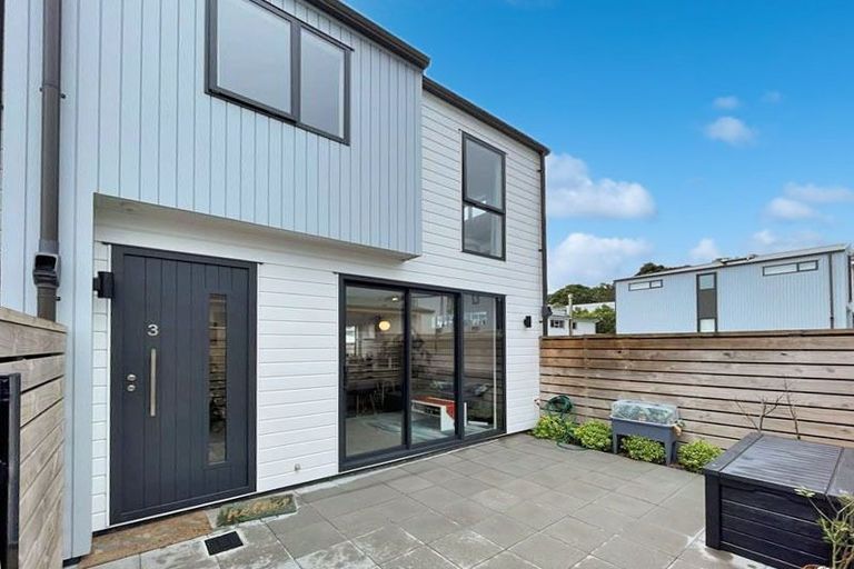 Photo of property in 1u3 Elliott Street, Johnsonville, Wellington, 6037